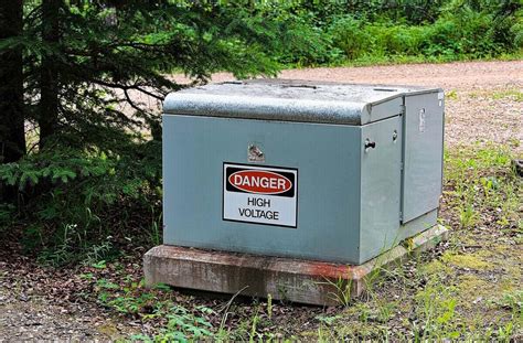 high voltage grey electric box in backyard|big green electrical box diagram.